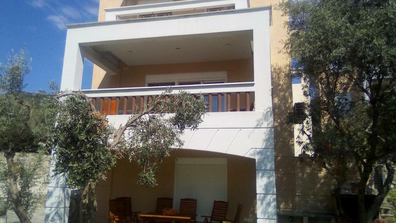 Villa Maria'S House à PalaiónTsiflíkion Extérieur photo